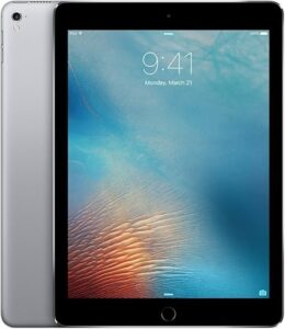 Apple iPad 9.7-inch (5th Generation, 128GB, Wi-Fi, Space Gray)